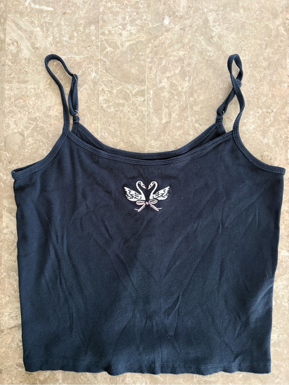 hollister swans and bows tank top